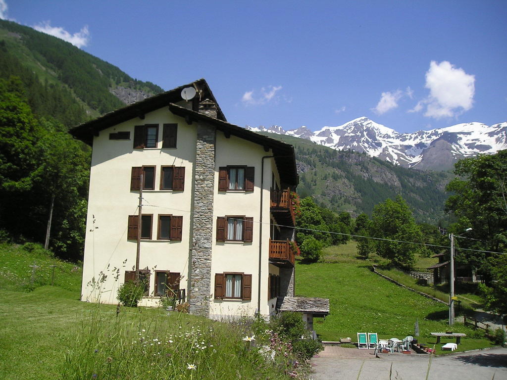 Hotel Mont Gele Ollomont Exteriér fotografie