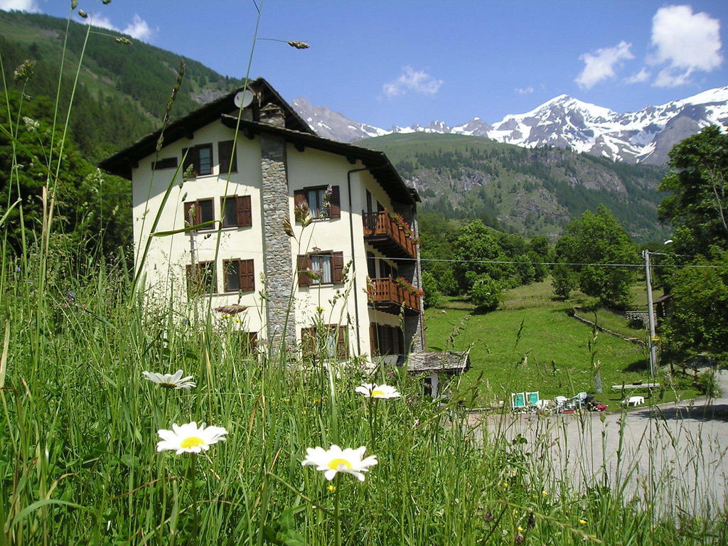Hotel Mont Gele Ollomont Exteriér fotografie